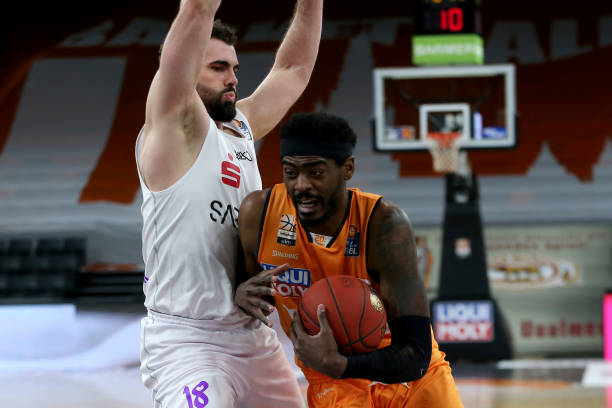 拉菲尼亚受 拉菲尼亚受