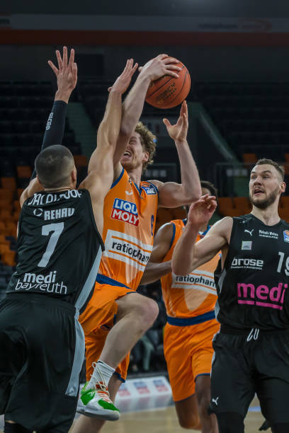 再向大众市 再向大众市