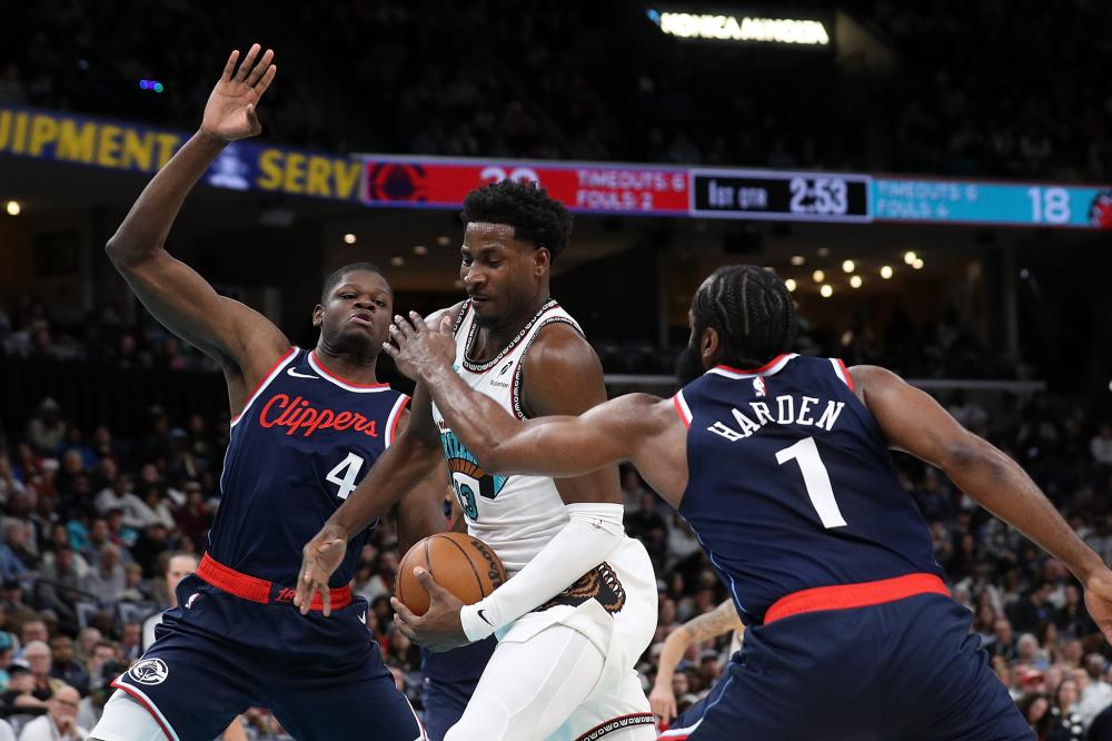 还有一群人 还有一群人