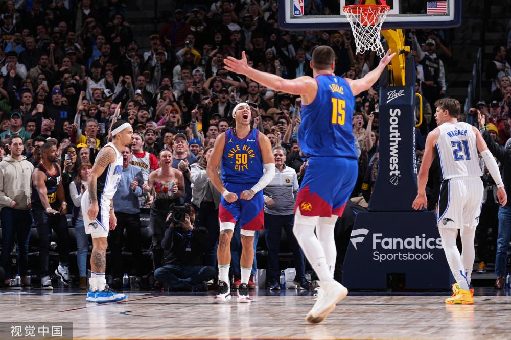 随着这股风 随着这股风