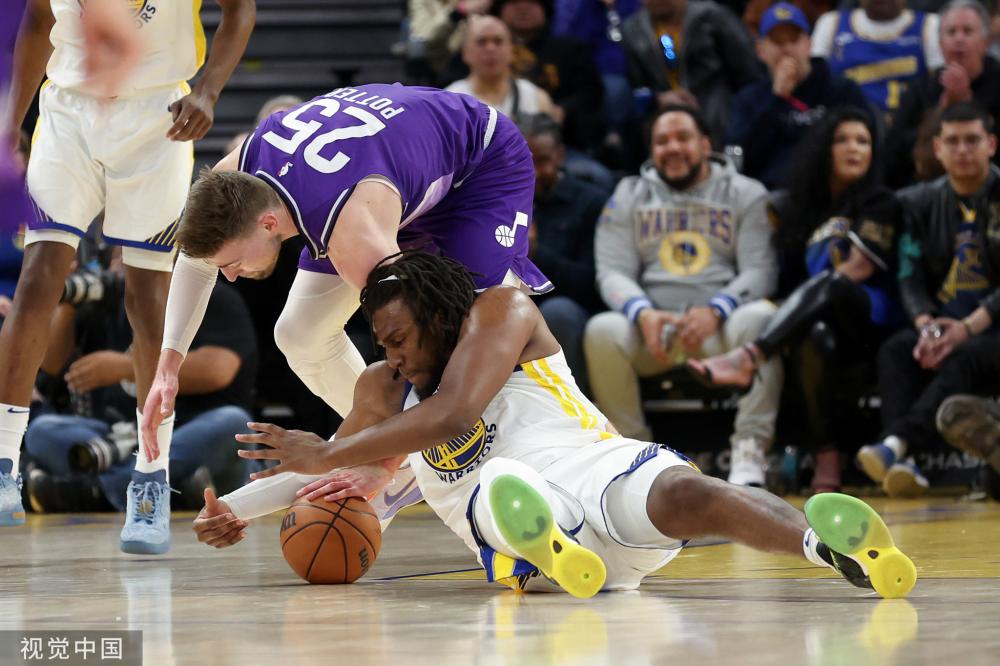 效力于太阳 效力于太阳